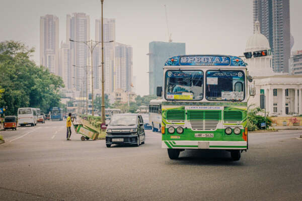 Colombo Bus
